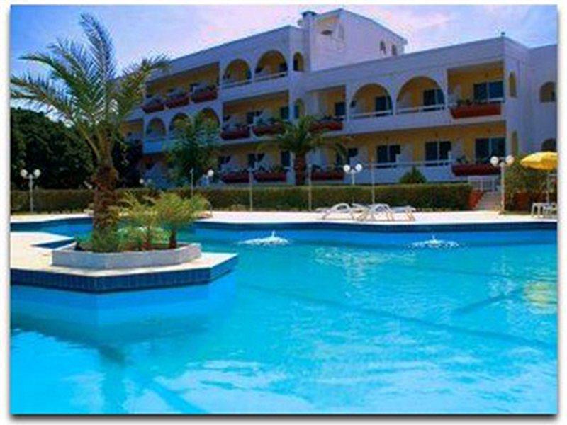 Happy Days Hotel, Adults Only Theológosz Kültér fotó